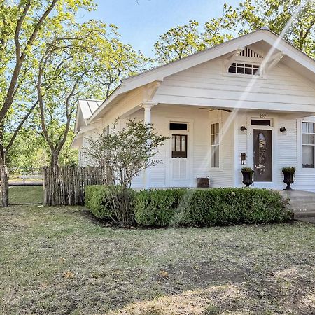 Liberty Creek Villa Fredericksburg Bagian luar foto