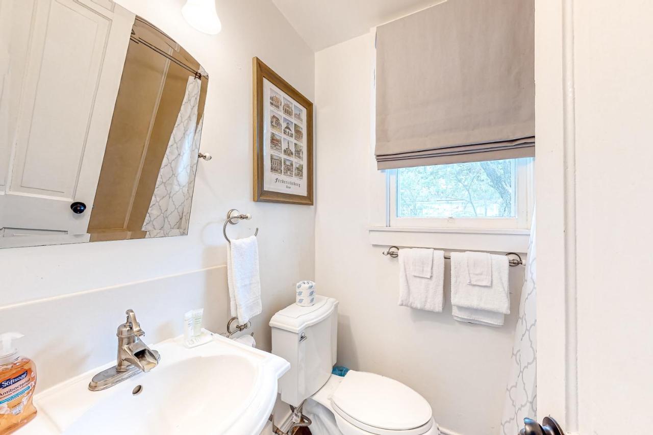 Liberty Creek Villa Fredericksburg Bagian luar foto